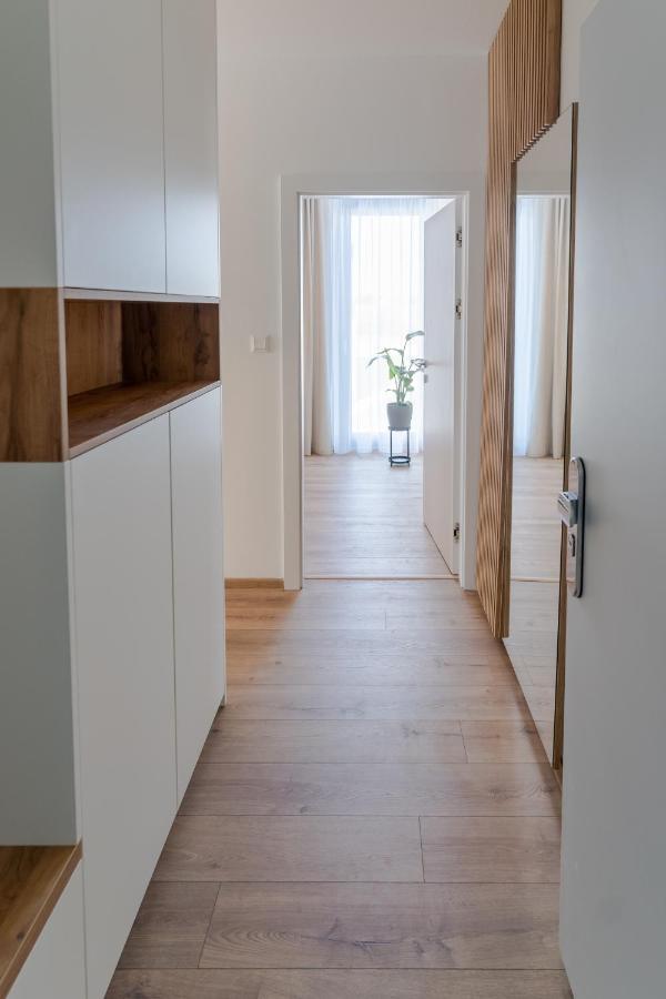 Avocado Apartment Victory Port Liptovský Mikuláš エクステリア 写真